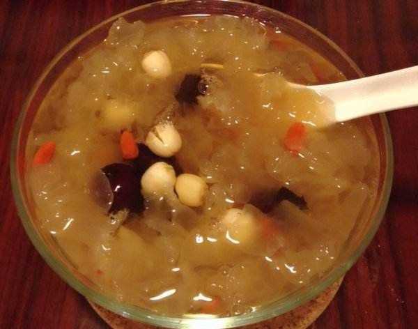 養生壺燉銀耳蓮子羹需要多長(cháng)時(shí)間