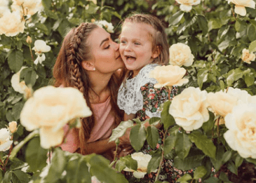 那些戳心的網(wǎng)易云熱評傷感語(yǔ)錄：明明抬頭就是氧氣，卻寧愿孤獨到窒息